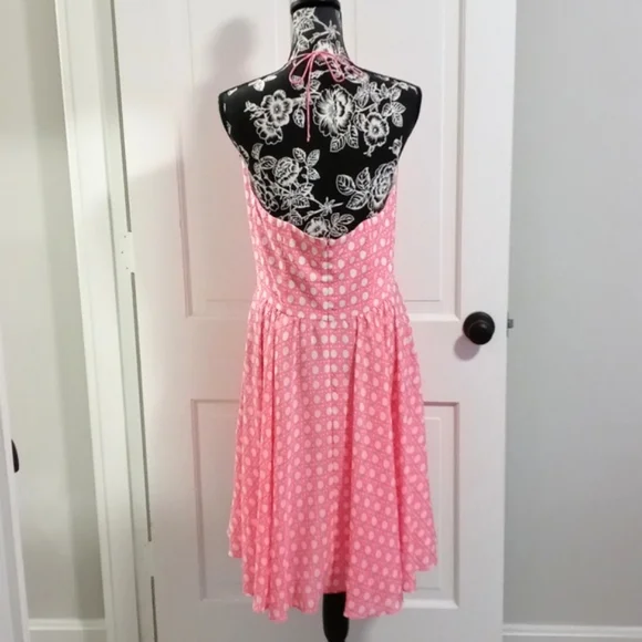💖HTF Vineyard Vines💖 - Caning Print Silk Halter Dress - Picture 2 of 12
